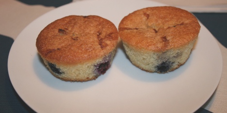 Bl�b�rmuffins med marsipan