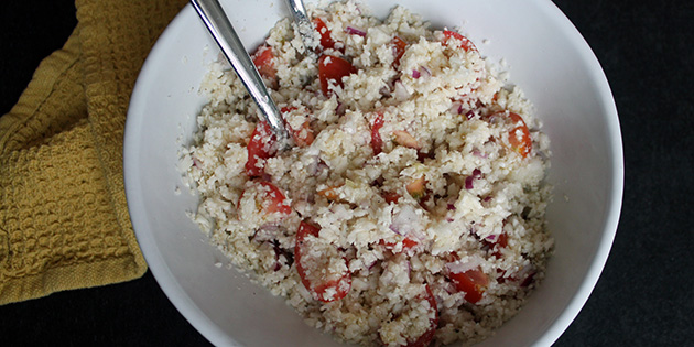 Blomk�lsalat med tomater