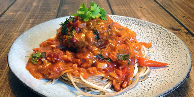 Danske hakkeb�ffer i fat