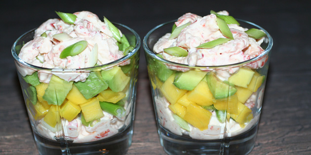 Eksotisk skalldyrsalat med mango og avokado