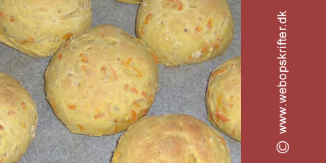 Rundstykker med gulrot