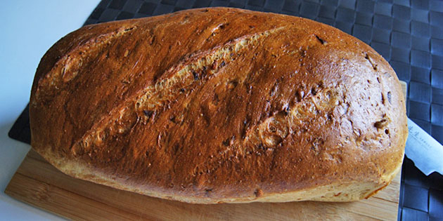 Gulrotbr�d med solsikkekjerner 