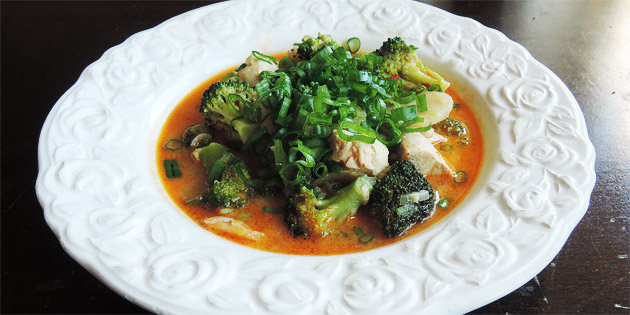Karrisuppe med kylling og grnnsaker