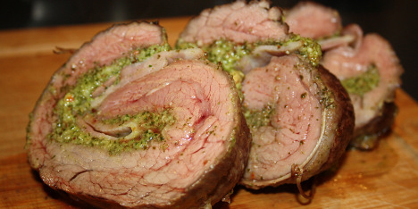 Kj�ttrull med pesto