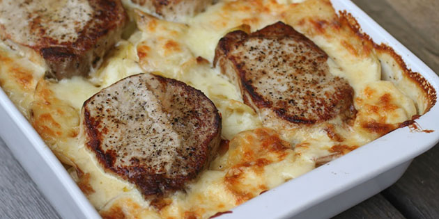 Koteletter og fl�tegratinerte poteter i form