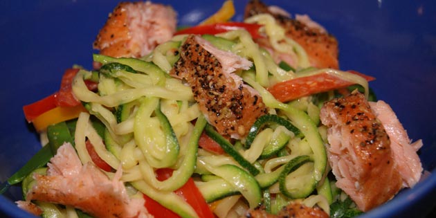 Pasta med laks og gr�nnsaker