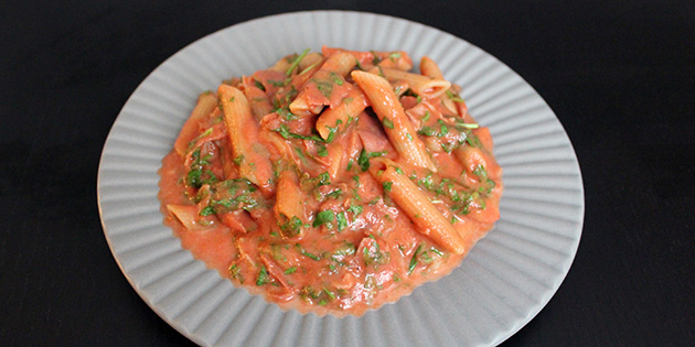 Pasta med parmaskinke
