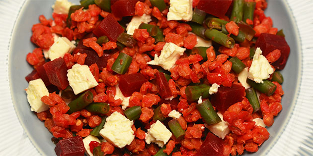 Perlebyggsalat med r�dbeter og fetaost