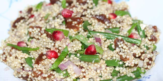 Quinoasalat med aprikoser, granateple og b�nner