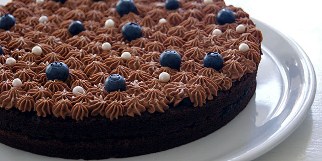 Sjokoladekake med blbr og sjokoladekrem