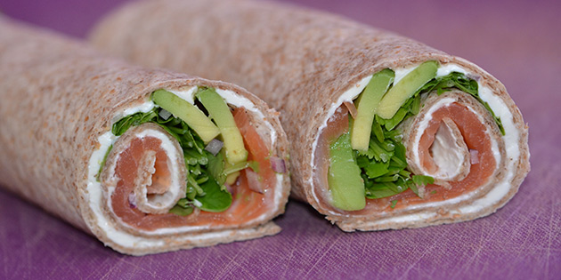 Wraps med laks og avokado