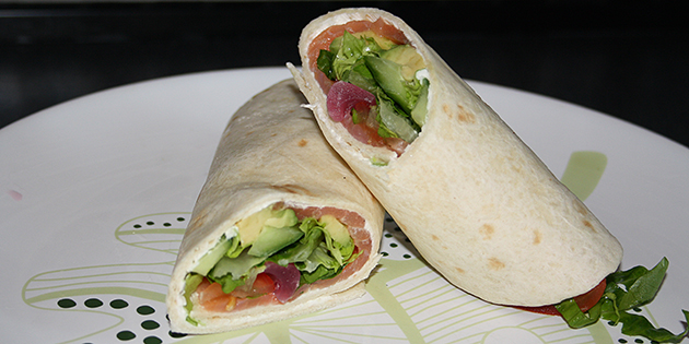 Wraps med laks og pepperrot