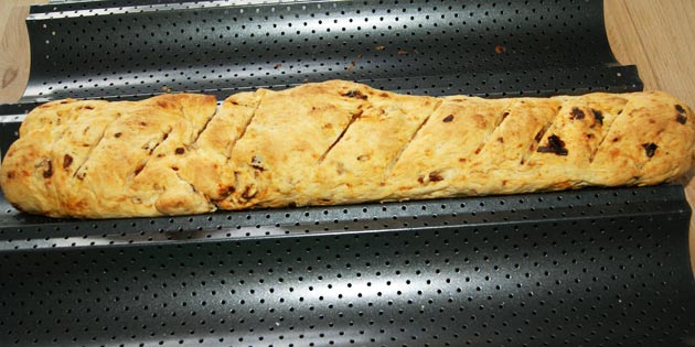 Bagett med solt�rkede tomater