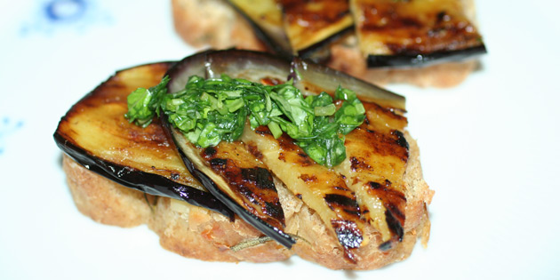 Bruschetta med aubergine