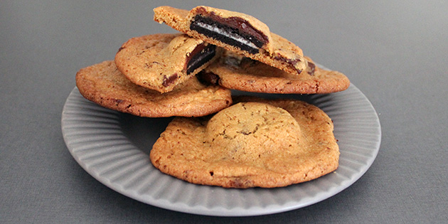 Cookies med oreos � oppskrift med hel oreo inni