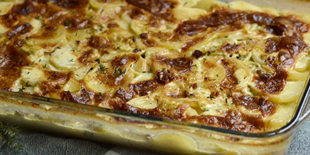 Fl�tegratinerte poteter med bacon og purre