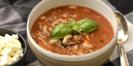 Lasagnesuppe -herlig suppe med hakket storfekj�tt og pasta