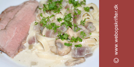 Pasta i sjampinjongsaus