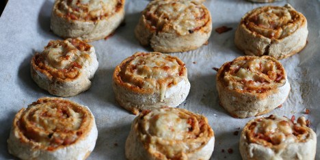 Pizzasnurrer med skinke