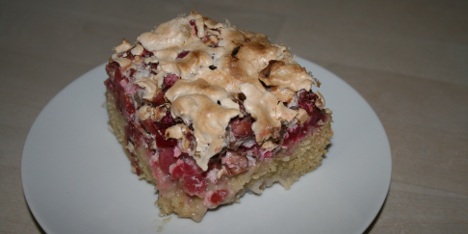 Rabarbrakake med marengs