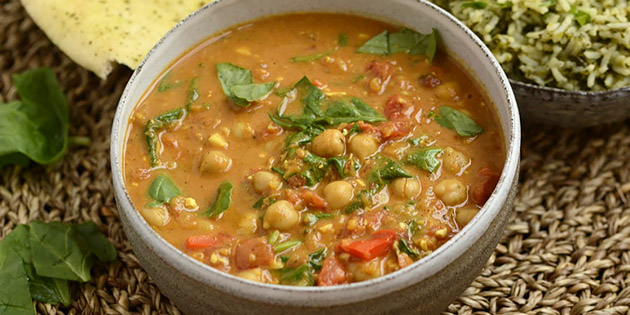 Vegetargryte med kokosmelk, kikerter og karri