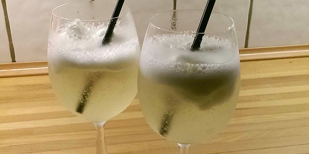 Velkomstdrinks med asti